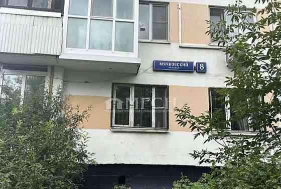 2-комн. квартира, 56 м2, 8/10 эт. Москва