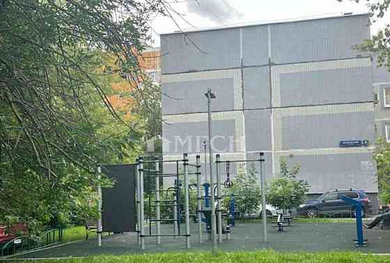 2-комн. квартира, 56 м2, 8/10 эт. Москва