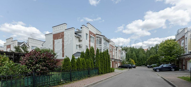 6-комн. квартира, 215 м2, 3/3 эт. Москва - изображение 4