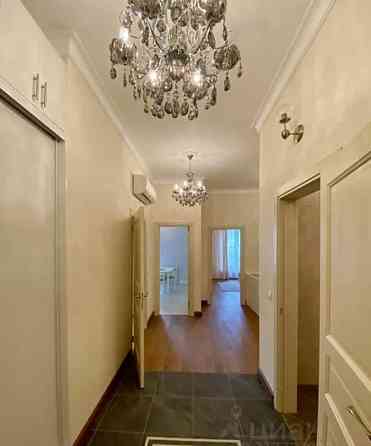 2-комн. квартира, 63 м2, 3/9 эт. Москва