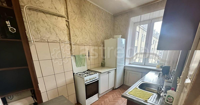 Комната, 14 м2, 4/6 эт. Москва - изображение 1