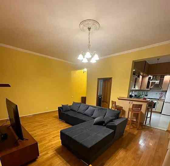 3-комн. квартира, 64 м2, 2/6 эт. Москва