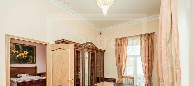 4-комн. квартира, 180 м2, 2/4 эт. Москва - изображение 2