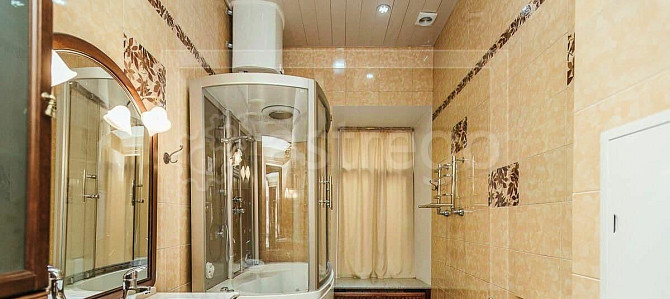 4-комн. квартира, 180 м2, 2/4 эт. Москва - изображение 3