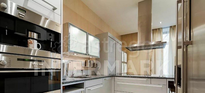 4-комн. квартира, 219 м2, 2/5 эт. Москва - изображение 3