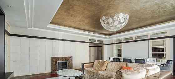 4-комн. квартира, 160 м2, 3/9 эт. Москва