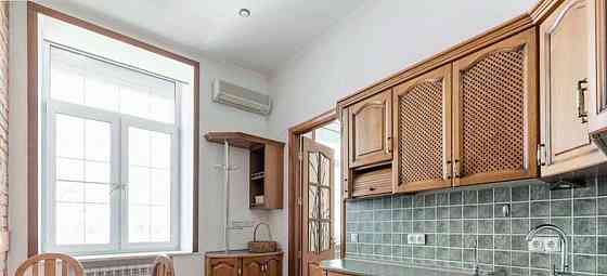 3-комн. квартира, 120 м2, 5/5 эт. Москва
