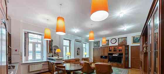 3-комн. квартира, 95 м2, 3/4 эт. Москва