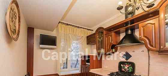 4-комн. квартира, 98 м2, 2/10 эт. Москва