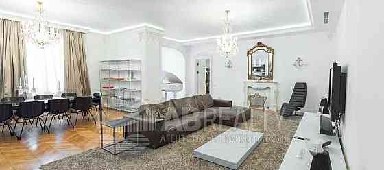 4-комн. квартира, 340 м2, 2/7 эт. Москва