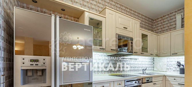 3-комн. квартира, 140 м2, 5/6 эт. Москва - изображение 2
