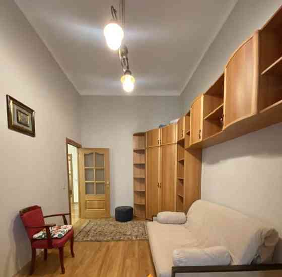 4-комн. квартира, 105 м2, 3/6 эт. Москва