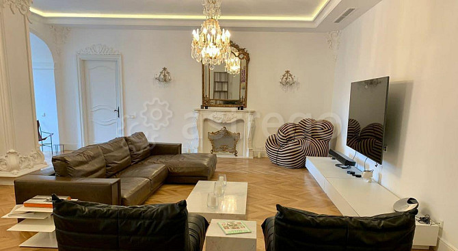 4-комн. квартира, 340 м2, 2/8 эт. Москва - изображение 1