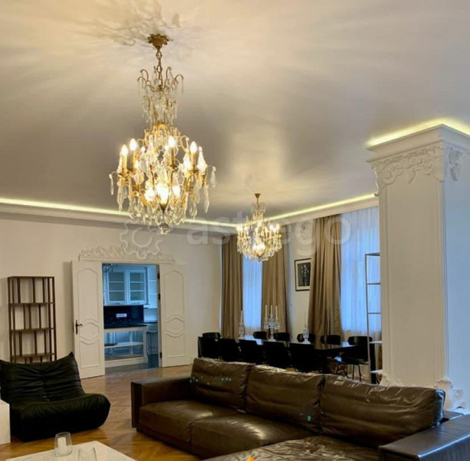 4-комн. квартира, 340 м2, 2/8 эт. Москва - изображение 2