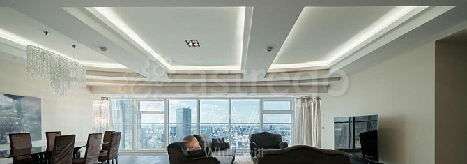 4-комн. апарт-ы, 200 м2, 44/75 эт. Москва - изображение 1