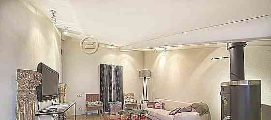 3-комн. квартира, 90 м2, 5/5 эт. Москва