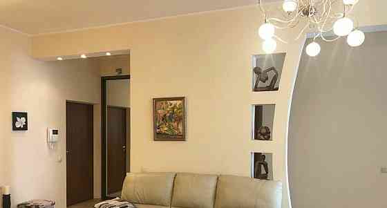 2-комн. квартира, 75 м2, 18/19 эт. Москва