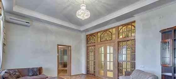 4-комн. квартира, 150 м2, 5/7 эт. Москва