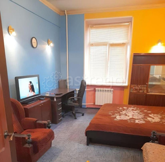 2-комн. квартира, 57 м2, 5/5 эт. Москва - изображение 1