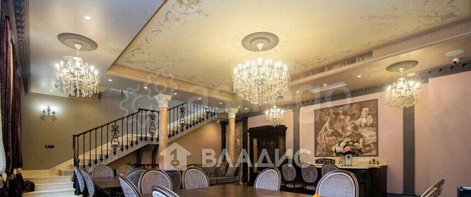 5-комн. апарт-ы, 230 м2, 1/3 эт. Москва - изображение 1