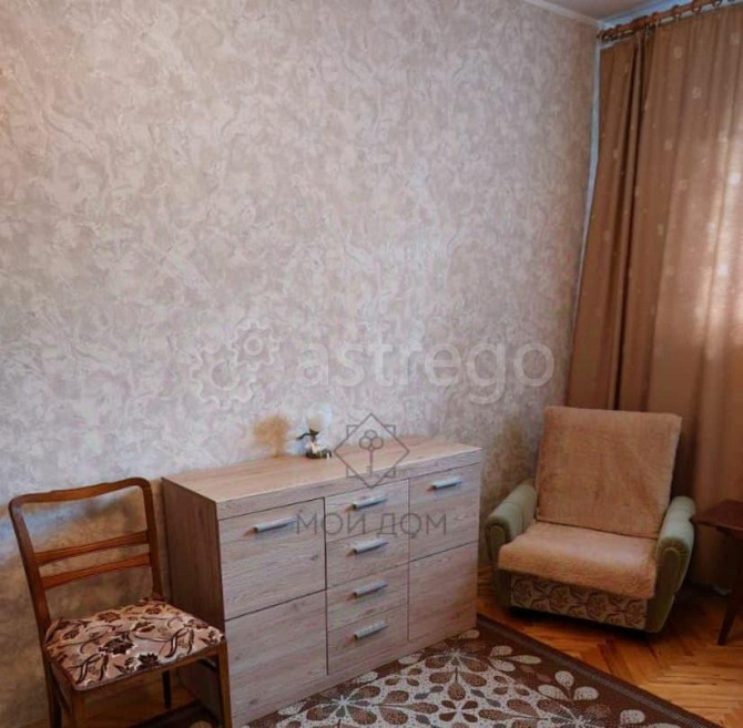 Комната, 13 м2, 10/12 эт. Москва - изображение 2