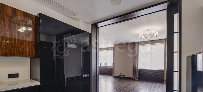3-комн. квартира, 249.3 м2, 5/7 эт. Москва - изображение 2