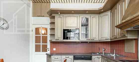 3-комн. квартира, 114 м2, 5/10 эт. Москва