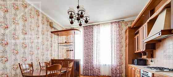 5-комн. квартира, 190 м2, 6/7 эт. Москва