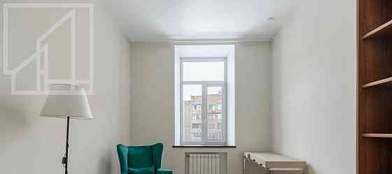 4-комн. квартира, 111 м2, 4/5 эт. Москва