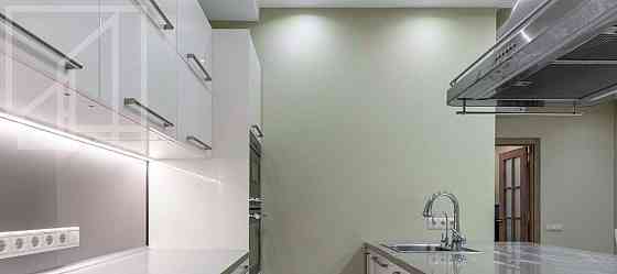 3-комн. квартира, 110 м2, 7/40 эт. Москва