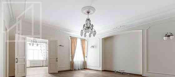 4-комн. квартира, 160 м2, 2/5 эт. Москва