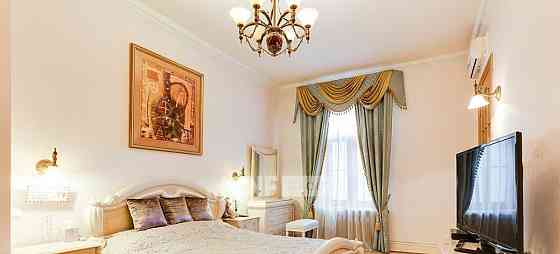 4-комн. квартира, 149.4 м2, 4/6 эт. Москва
