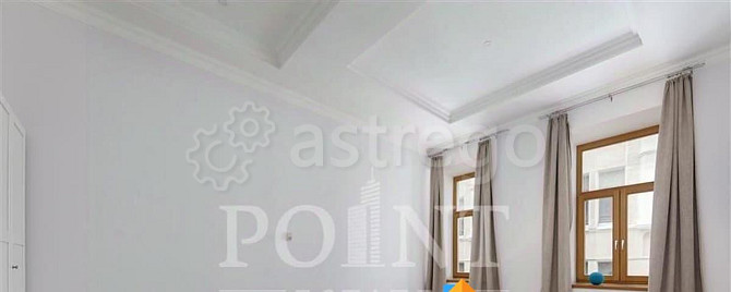6-комн. квартира, 301 м2, 3/5 эт. Москва - изображение 3