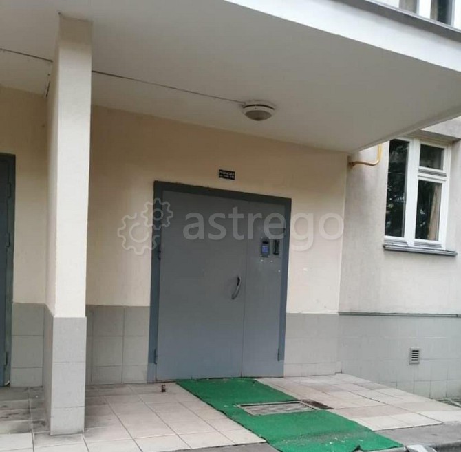 Комната, 50 м2, 6/9 эт. Москва - изображение 2