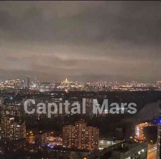 2-комн. квартира, 38 м2, 38/53 эт. Москва