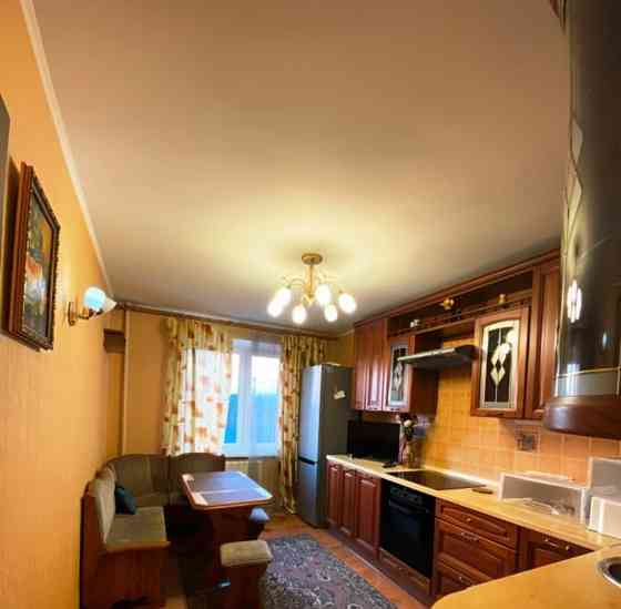 2-комн. квартира, 70 м2, 8/17 эт. Москва