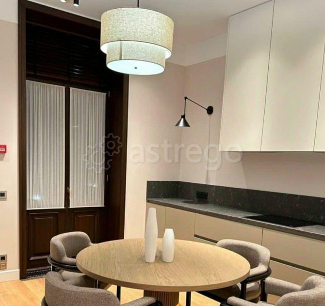 3-комн. квартира, 85 м2, 1/4 эт. Москва - изображение 2