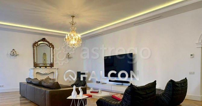 4-комн. квартира, 340 м2, 2/8 эт. Москва - изображение 1
