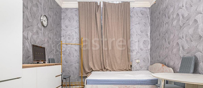 Комната, 22 м2, 1/5 эт. Москва - изображение 1