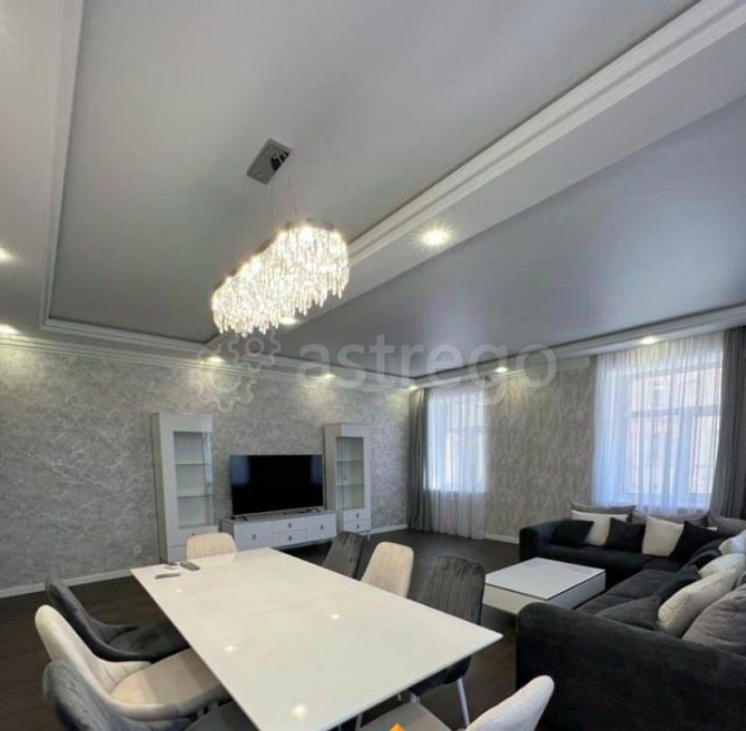 4-комн. квартира, 135 м2, 3/9 эт. Москва - изображение 1