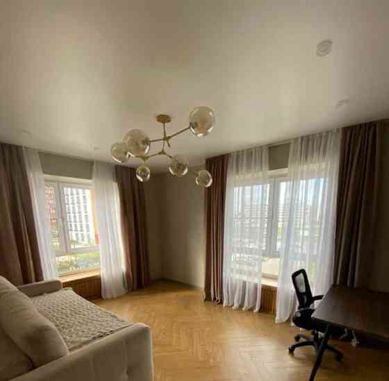 3-комн. квартира, 90 м2, 3/18 эт. Москва