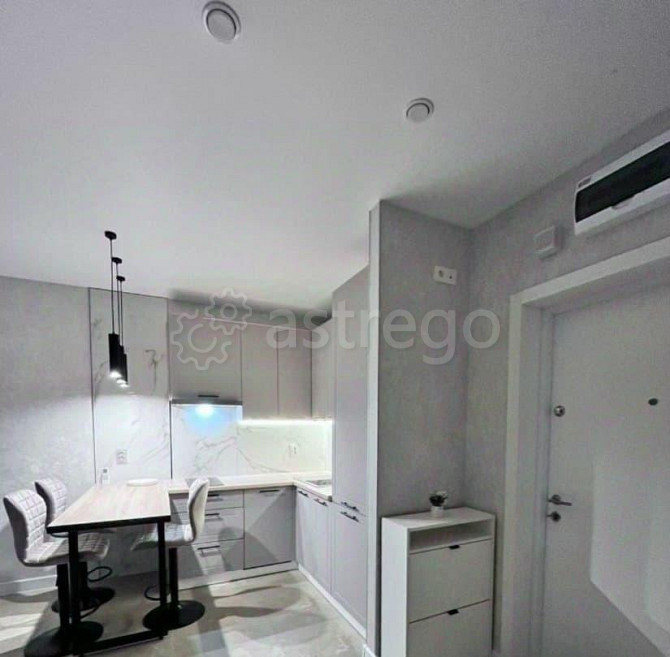2-комн. квартира, 40 м2, 12/33 эт. Москва - изображение 2