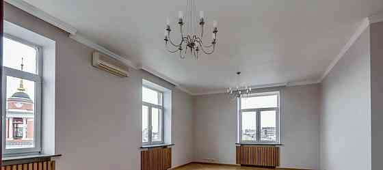 5-комн. квартира, 140 м2, 7/7 эт. Москва