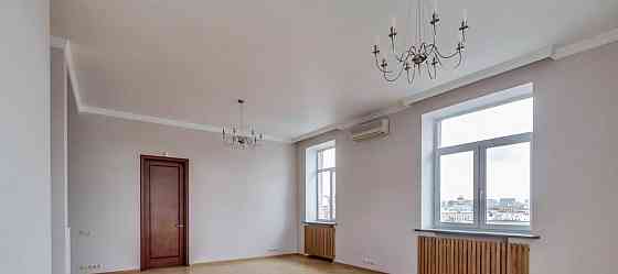 5-комн. квартира, 140 м2, 7/7 эт. Москва