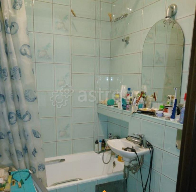 Комната, 18 м2, 5/5 эт. Москва - изображение 1