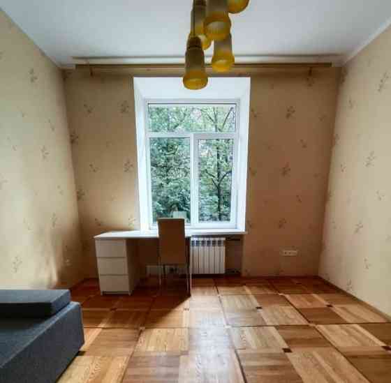 3-комн. квартира, 77 м2, 3/5 эт. Москва