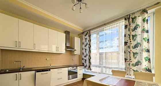 3-комн. квартира, 100 м2, 6/32 эт. Москва