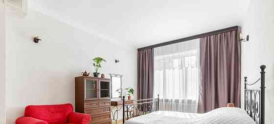 2-комн. квартира, 65 м2, 6/8 эт. Москва