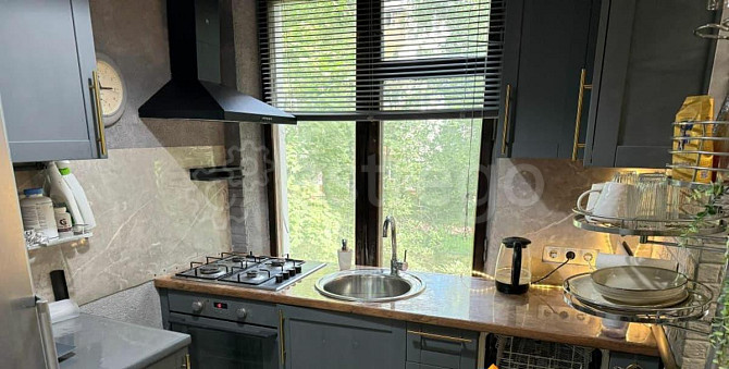 3-комн. квартира, 58 м2, 3/5 эт. Москва - изображение 3