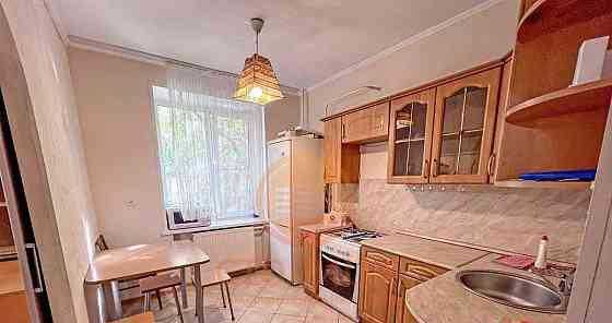 2-комн. квартира, 46 м2, 2/8 эт. Москва